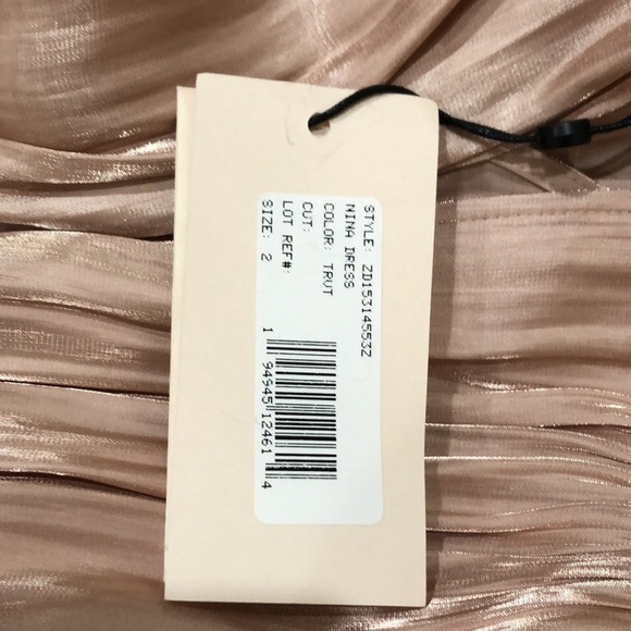 NWT Cinq a Sept Nina Maxi Dress Size 2 Iridescent Blush Pink Tiered Bell Sleeve - Picture 6 of 12